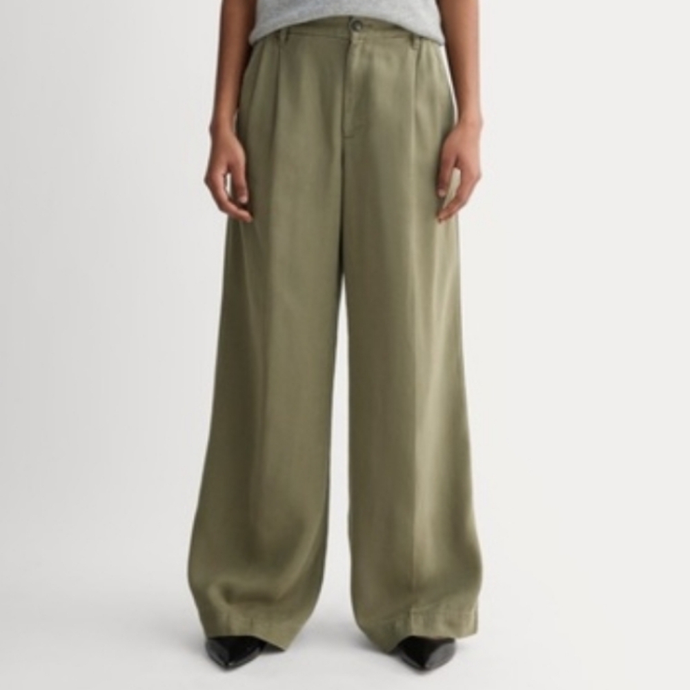 Everlane The Trouser in Buttersoft - Kalamata Olive Green Pants New Size 2